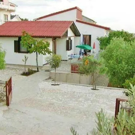 Holiday home Sunara Mit Terrasse Und Kinderpool By Interhome Rogoznica (Sibenik-Knin)