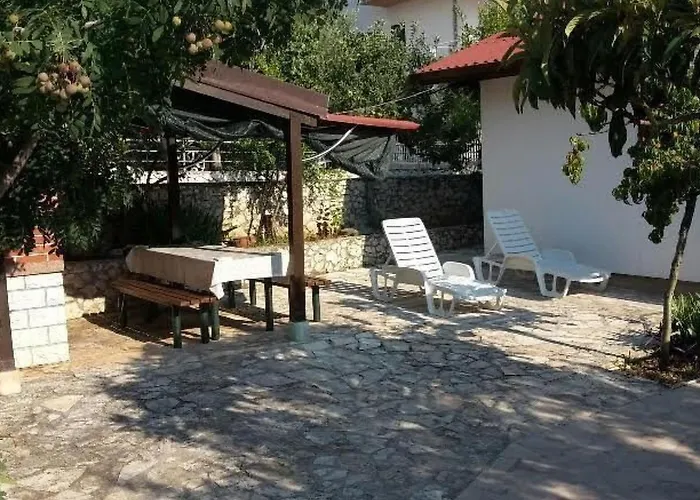 Sunara Mit Terrasse Und Kinderpool By Interhome * ロゴズニッツァ